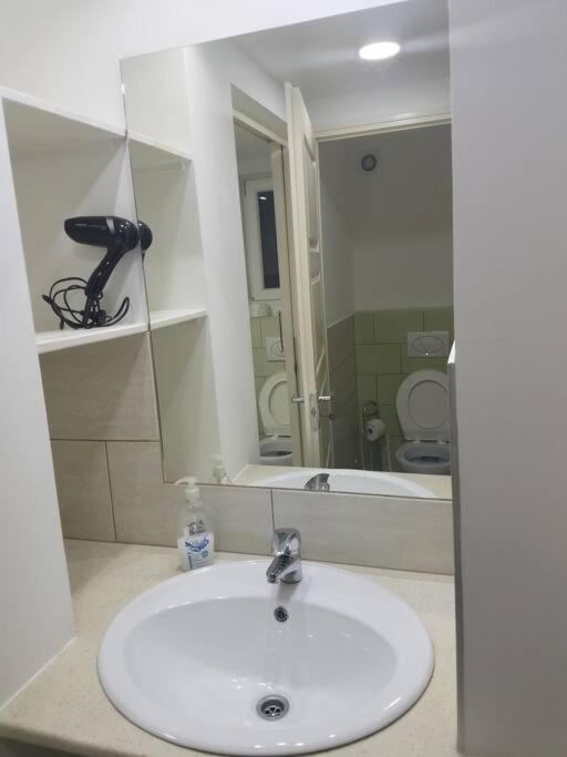 Big Cozy - Skyfall Apartment 3 Bdrm 6 Beds 1&Half Baths 布达佩斯 外观 照片