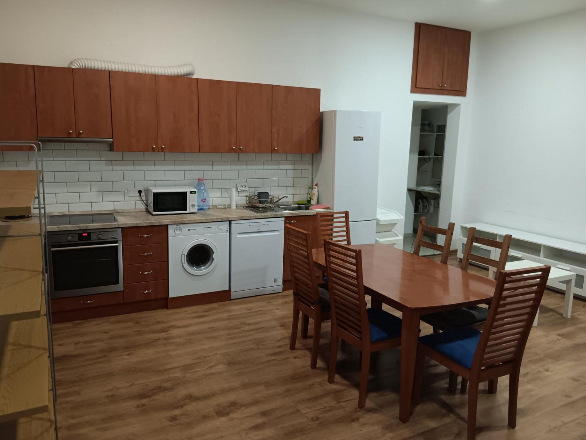 Big Cozy - Skyfall Apartment 3 Bdrm 6 Beds 1&Half Baths 布达佩斯 外观 照片